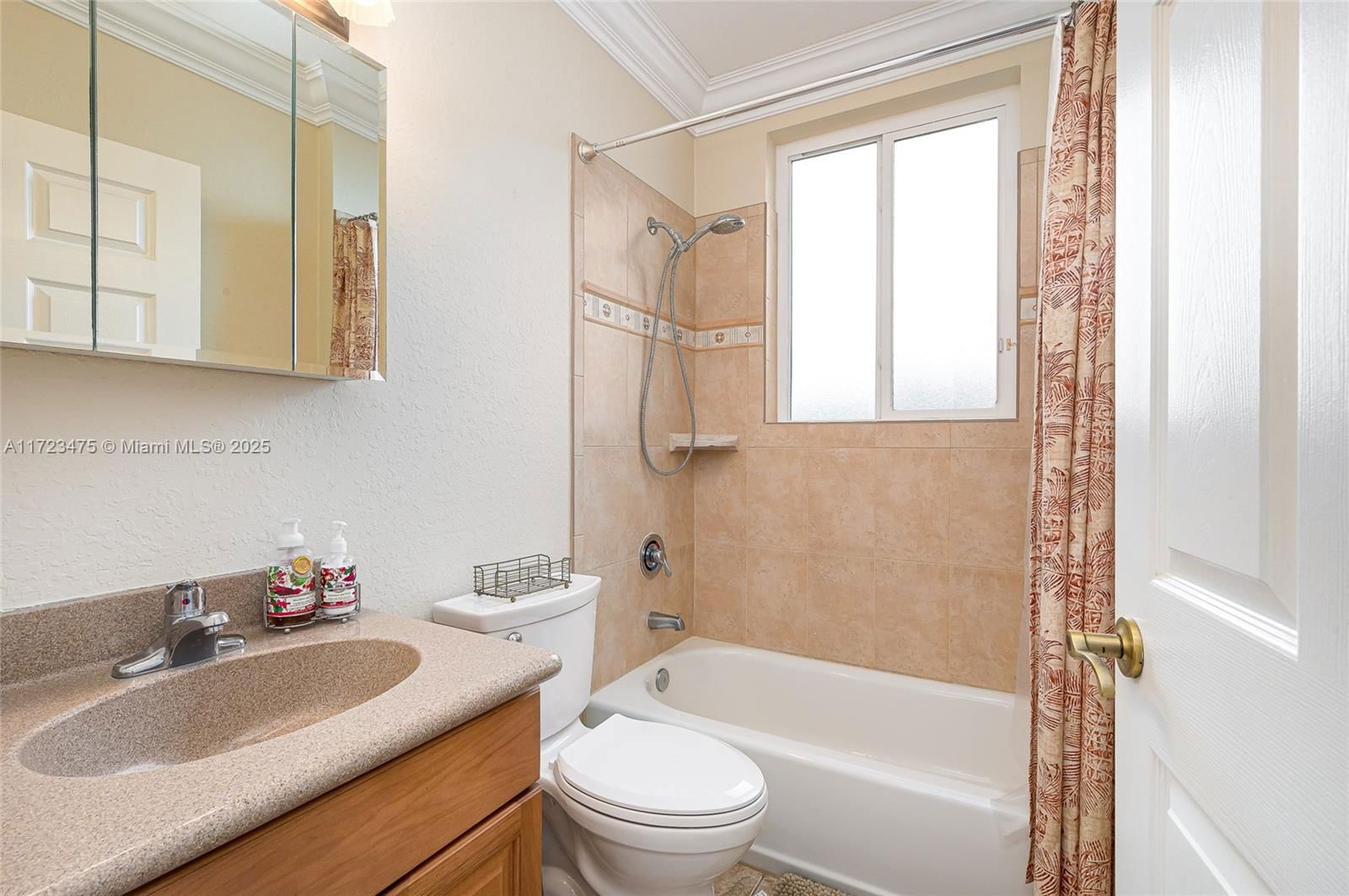 Real estate property located at 208 15th St, Broward, St James Park North, Dania Beach, FL