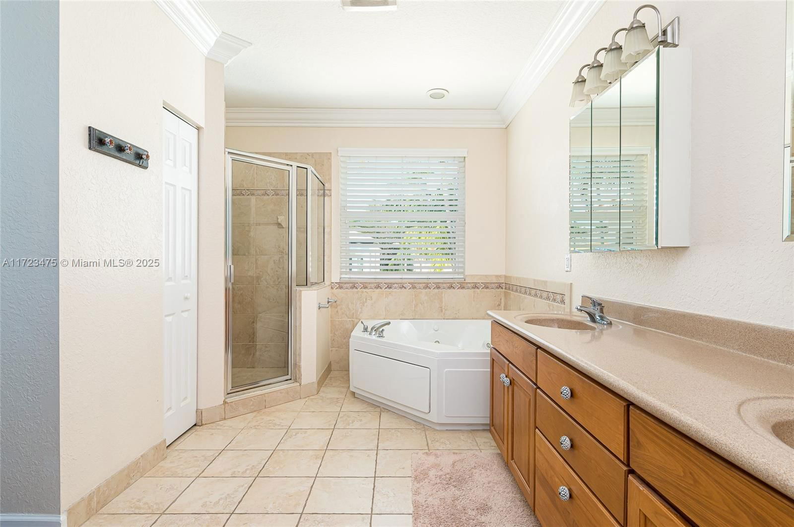 Real estate property located at 208 15th St, Broward, St James Park North, Dania Beach, FL