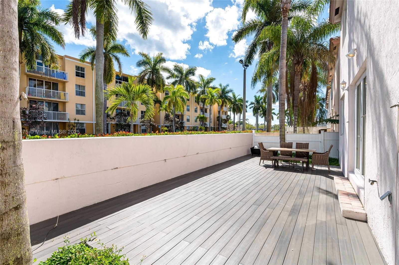 Real estate property located at 208 15th St, Broward, St James Park North, Dania Beach, FL