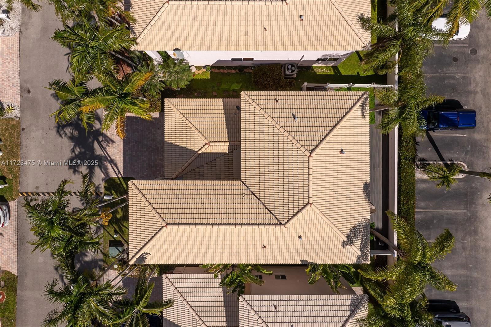 Real estate property located at 208 15th St, Broward, St James Park North, Dania Beach, FL