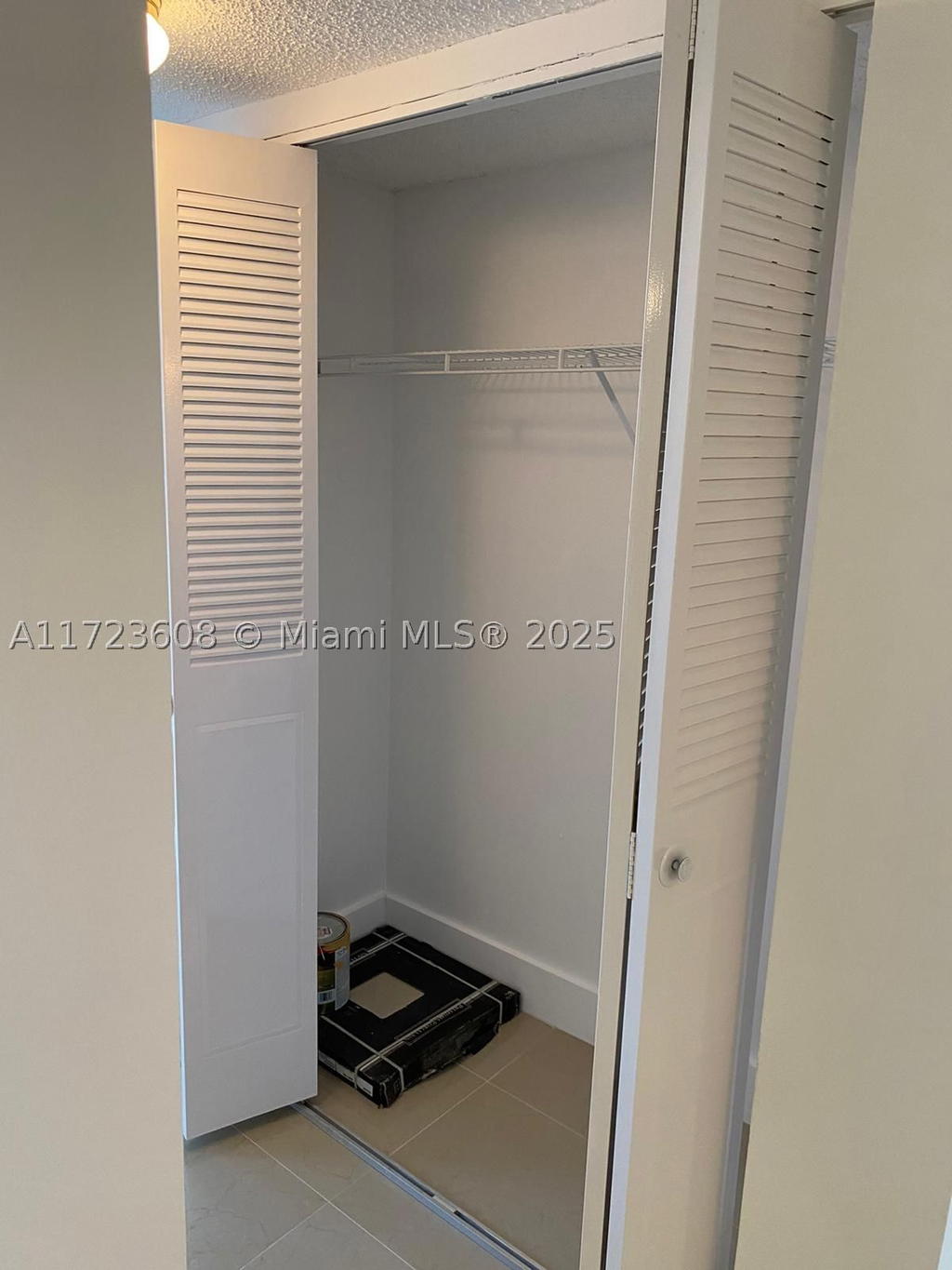 Real estate property located at 1800 81st Ave #1407, Broward, Courtyards Of Broward Con, North Lauderdale, FL