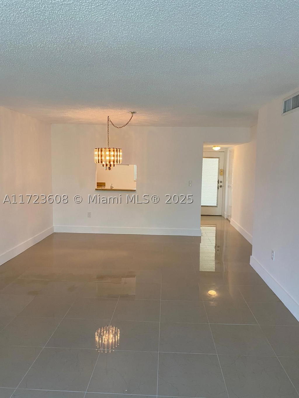 Real estate property located at 1800 81st Ave #1407, Broward, Courtyards Of Broward Con, North Lauderdale, FL