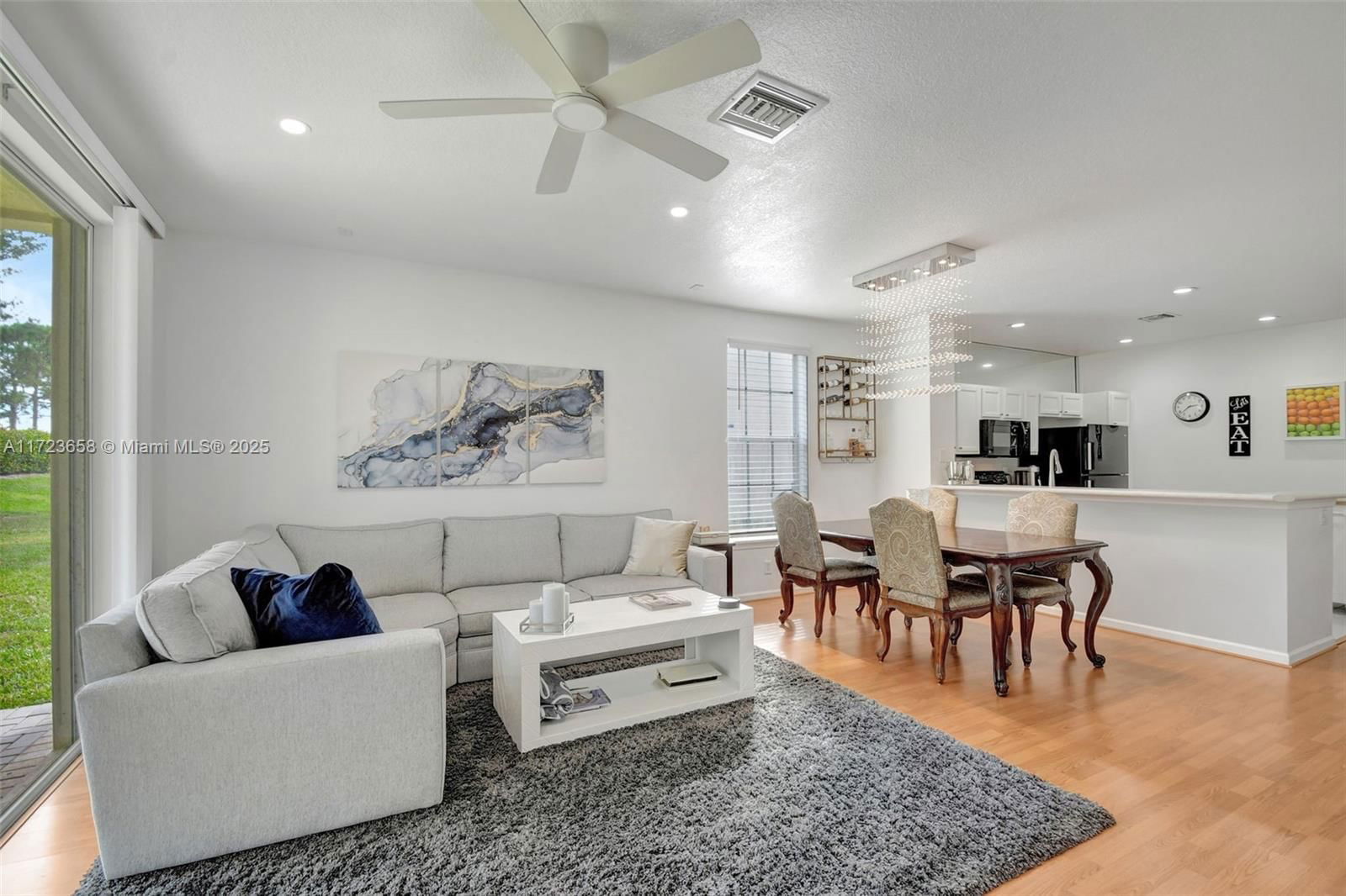 Real estate property located at 8060 Briantea Dr #8060, Palm Beach, Melrose Pud Verona Lakes, Boynton Beach, FL