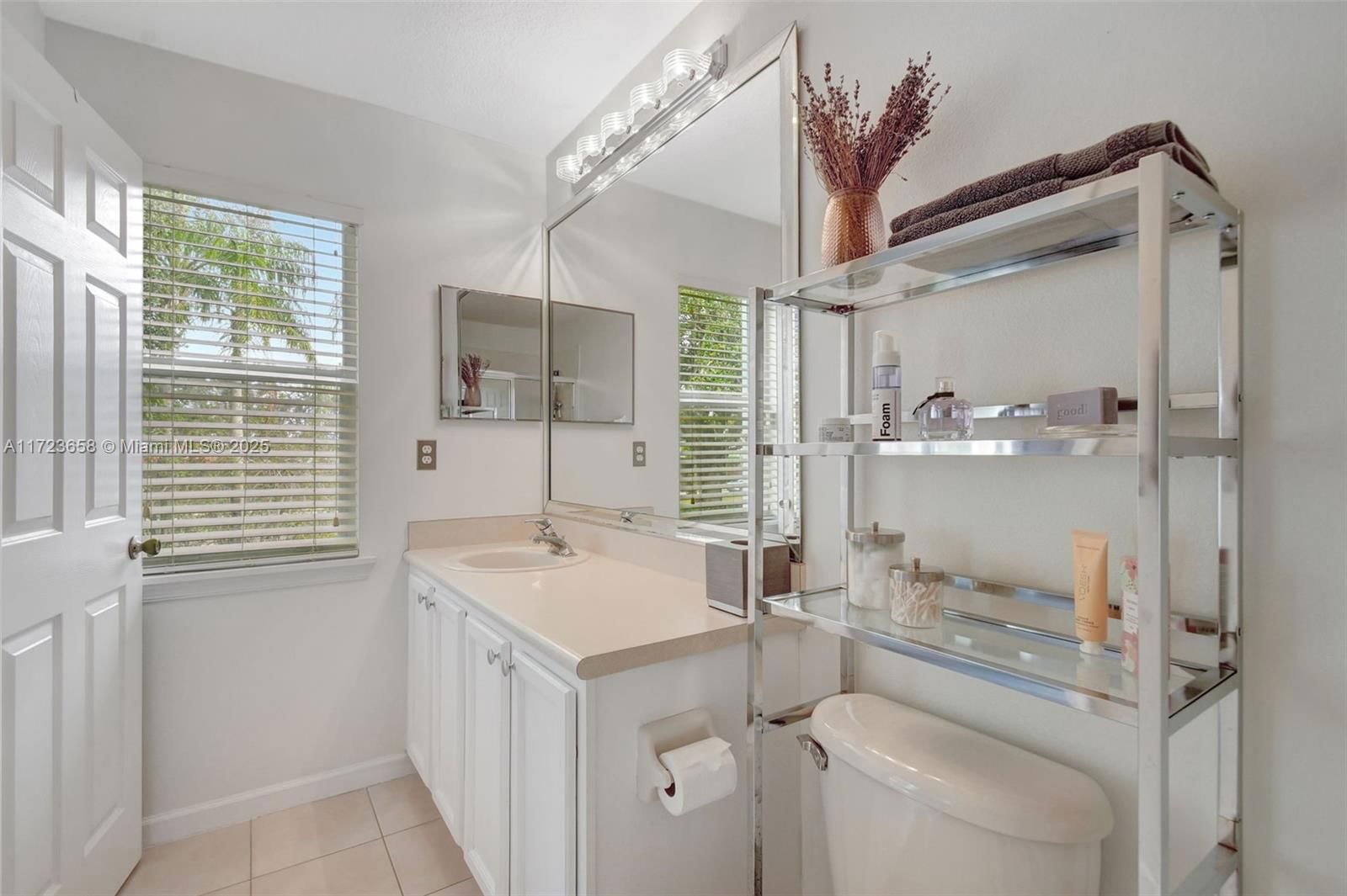 Real estate property located at 8060 Briantea Dr #8060, Palm Beach, Melrose Pud Verona Lakes, Boynton Beach, FL