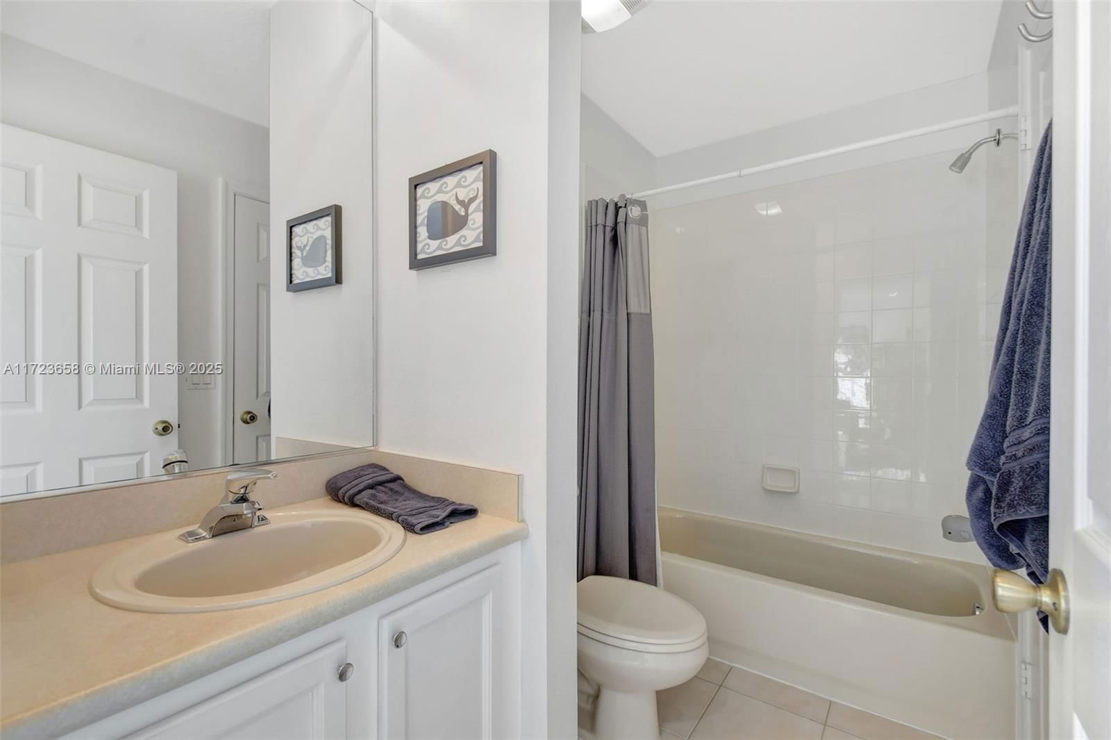 Real estate property located at 8060 Briantea Dr #8060, Palm Beach, Melrose Pud Verona Lakes, Boynton Beach, FL