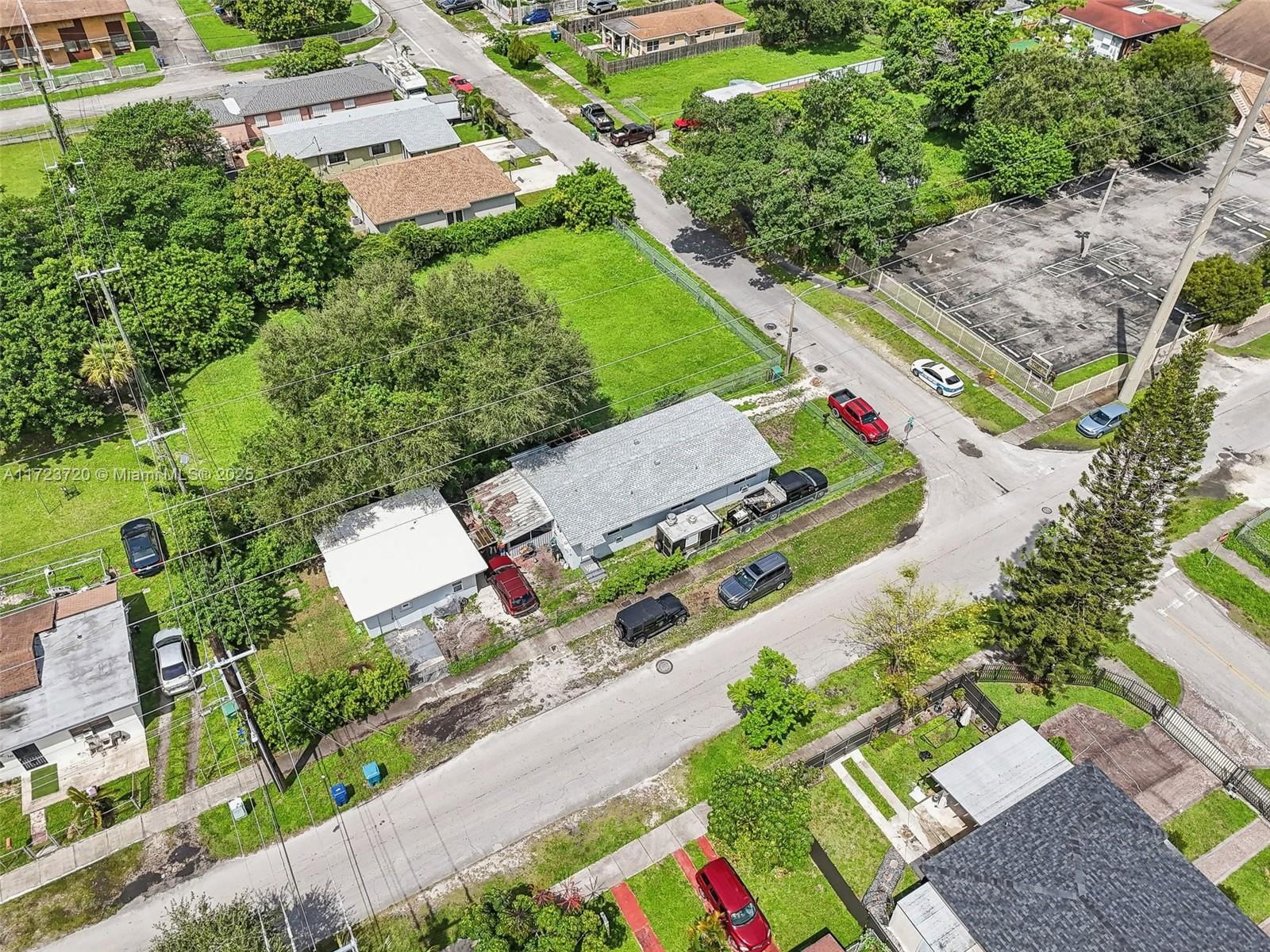 Real estate property located at 2406 67th St, Miami-dade, Elizabeth Park, Miami, FL