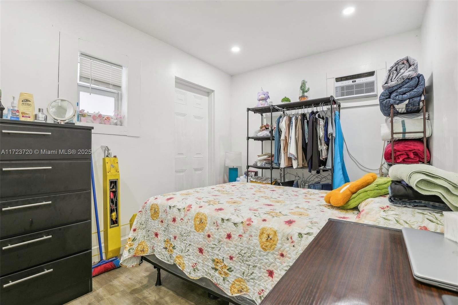 Real estate property located at 2406 67th St, Miami-dade, Elizabeth Park, Miami, FL