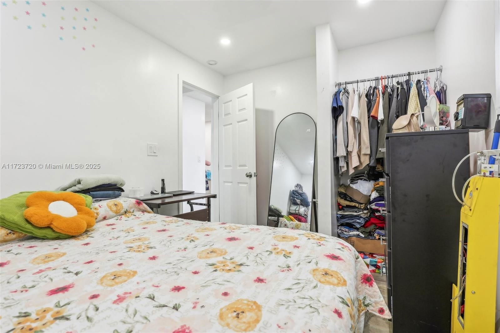 Real estate property located at 2406 67th St, Miami-dade, Elizabeth Park, Miami, FL