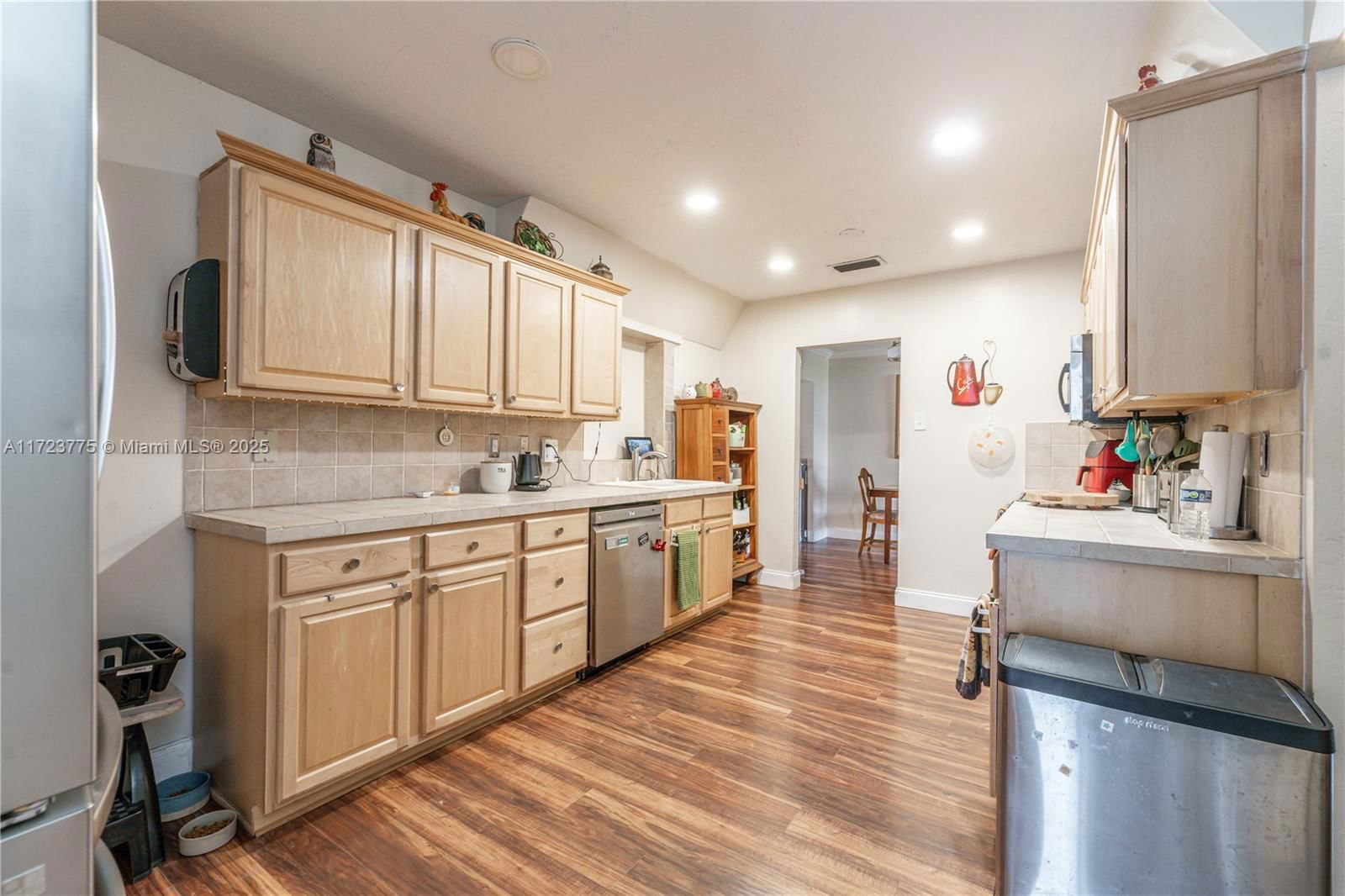 Real estate property located at 9410 74th Pl, Broward, Westwood Community 3, Tamarac, FL