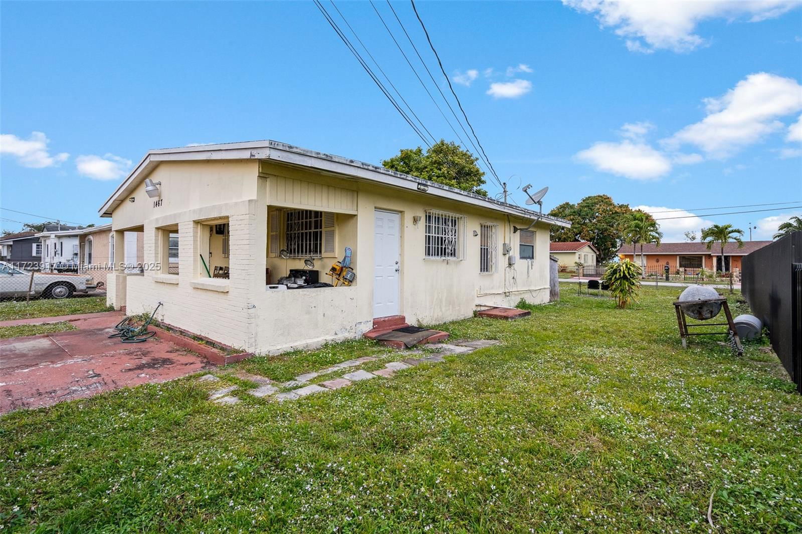 Real estate property located at 1467 154th St, Miami-dade, Rainbow Gardens, Miami Gardens, FL