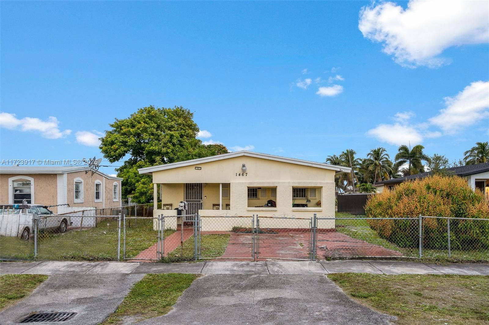 Real estate property located at 1467 154th St, Miami-dade, Rainbow Gardens, Miami Gardens, FL