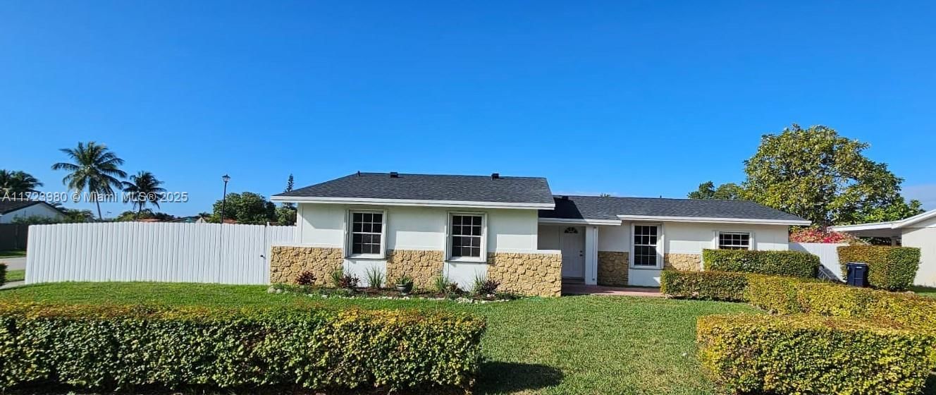 Real estate property located at 7802 128th Pl, Miami-dade, Winston Park Unit Two, Miami, FL
