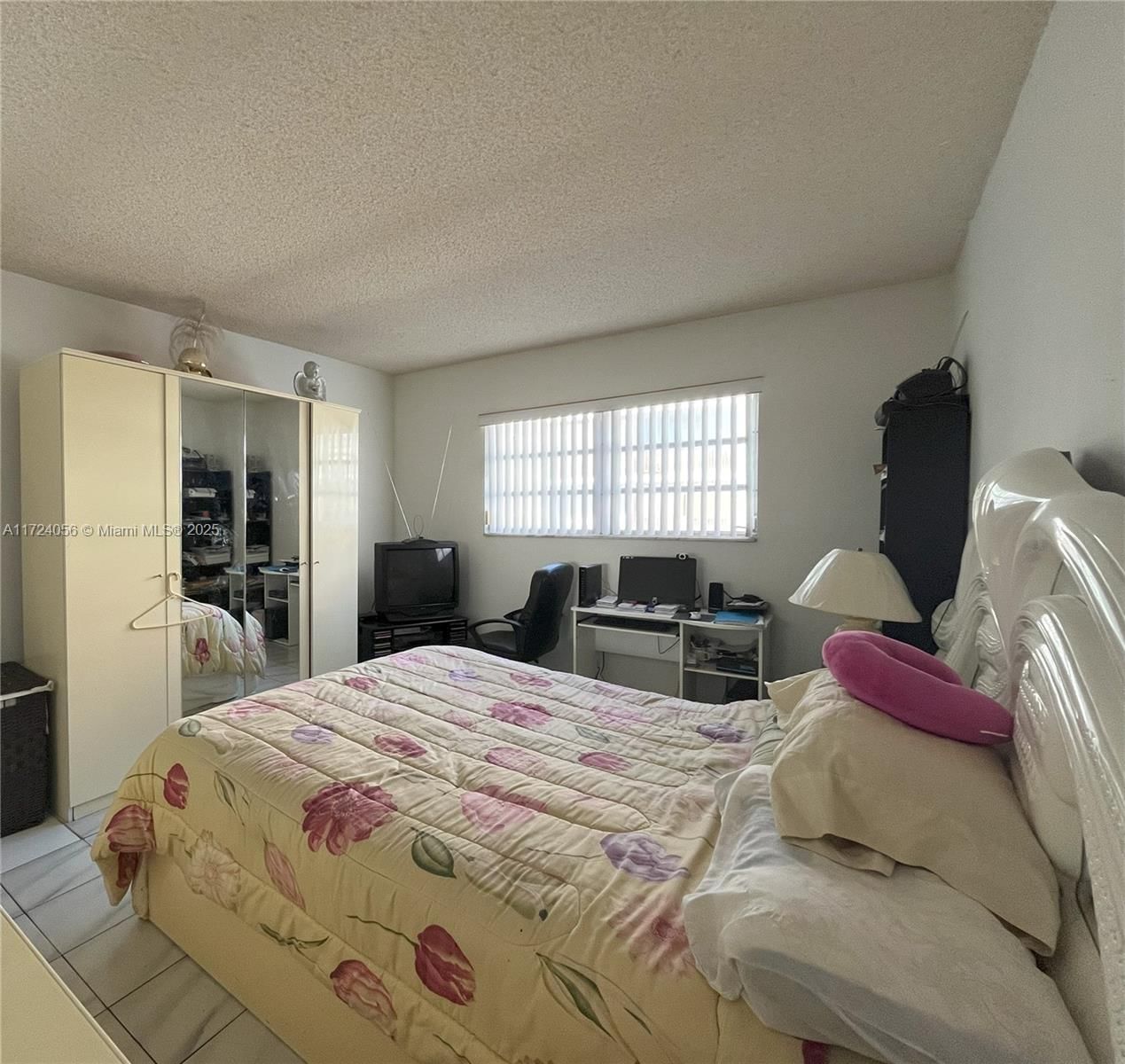 Real estate property located at 6070 19th Ave #115, Miami-dade, Palmetto Gardens Condo, Hialeah, FL