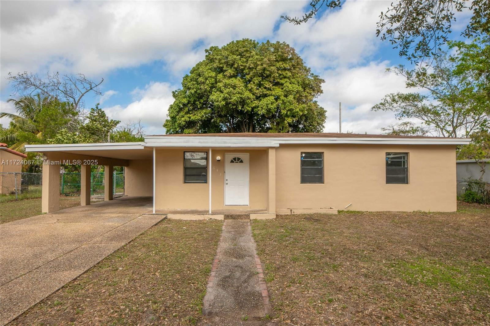 Real estate property located at 1643 14th Ct, Broward, Lauderdale Manors Amd Pla, Fort Lauderdale, FL