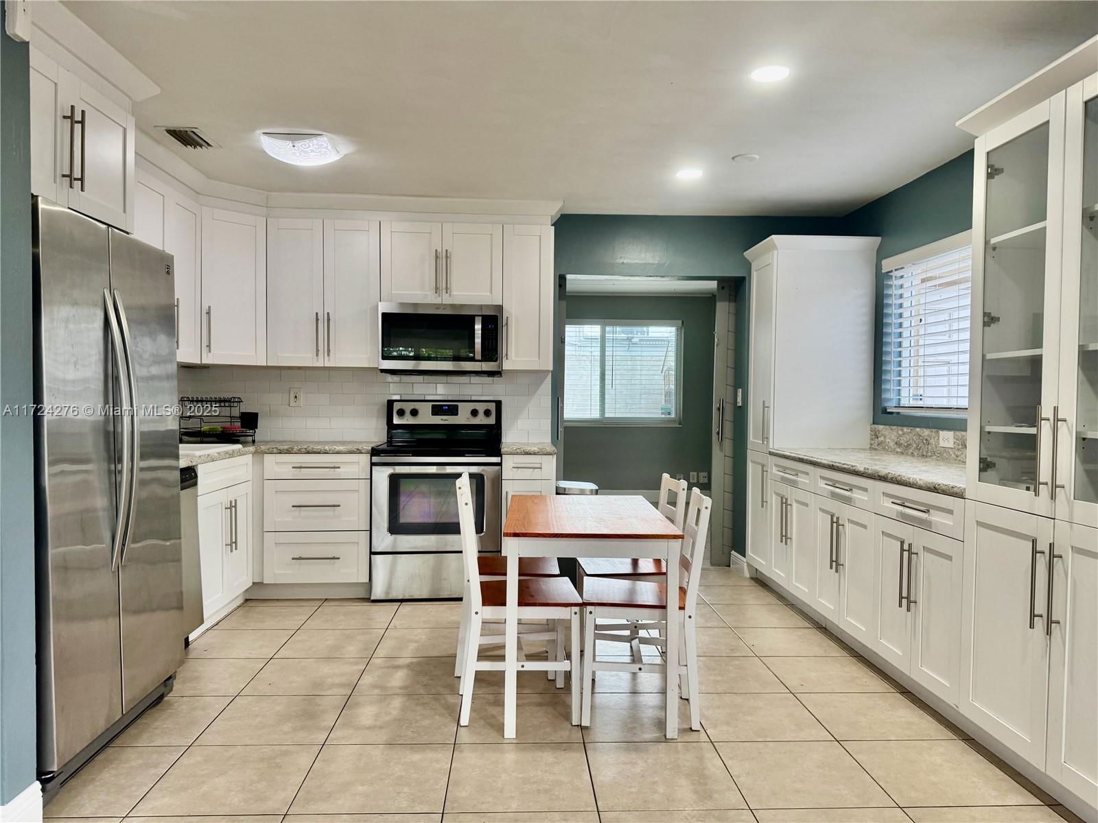 Real estate property located at 2410 59th Ter, Broward, Mini-ranches 48-7, Hollywood, FL