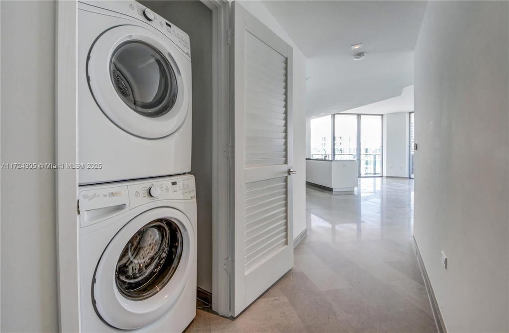 Real estate property located at 68 6th St #3511, Miami-dade, Reach Condo, Miami, FL
