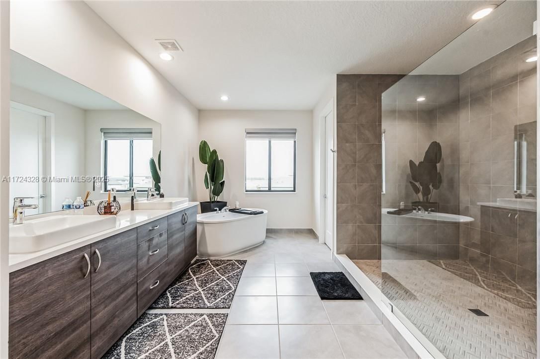 Real estate property located at 4761 Sophia Drive, Collier, Maple Ridge At Ave Maria, Ave Maria, FL