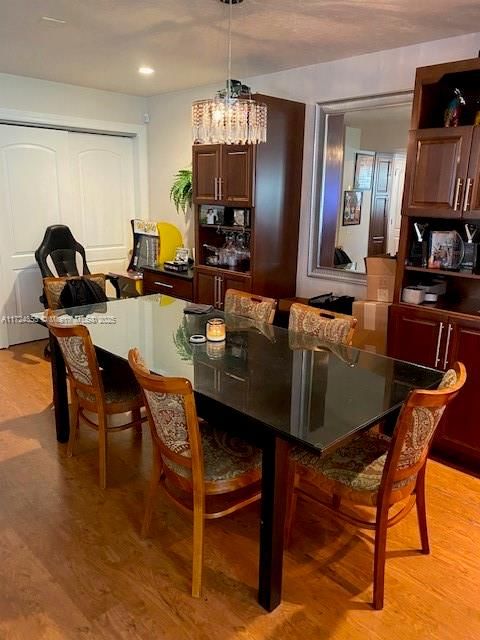 Real estate property located at 7716 102nd Pl, Miami-dade, Sunset Park Lake Villas S, Miami, FL