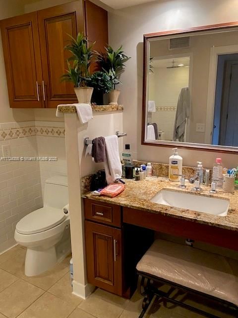 Real estate property located at 7716 102nd Pl, Miami-dade, Sunset Park Lake Villas S, Miami, FL