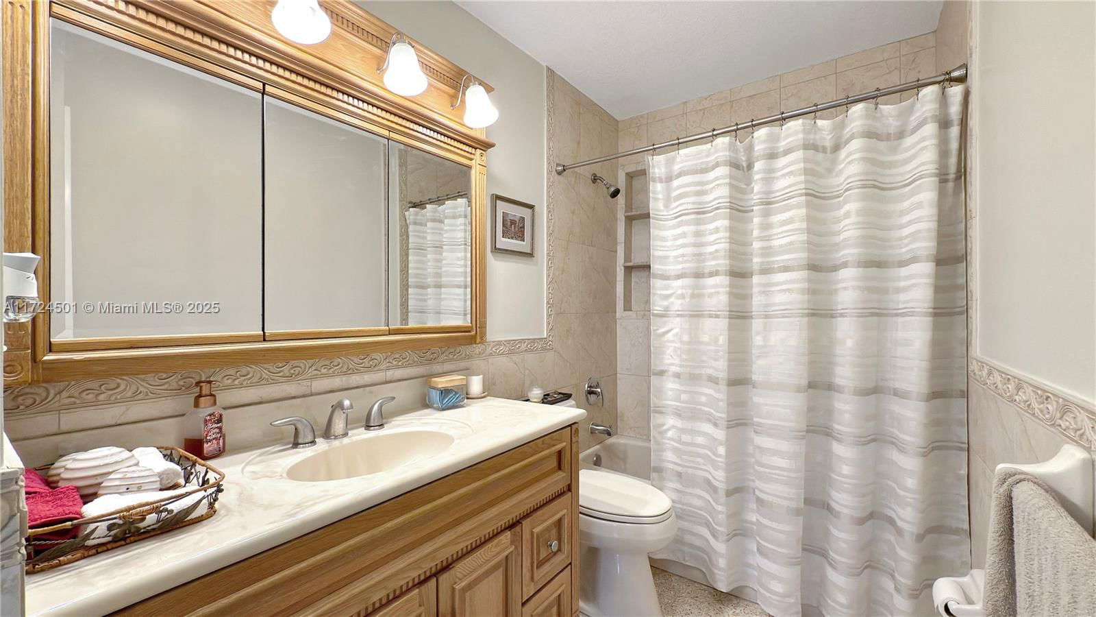 Real estate property located at 10535 96th Ter, Miami-dade, Kendale Sec 2, Miami, FL