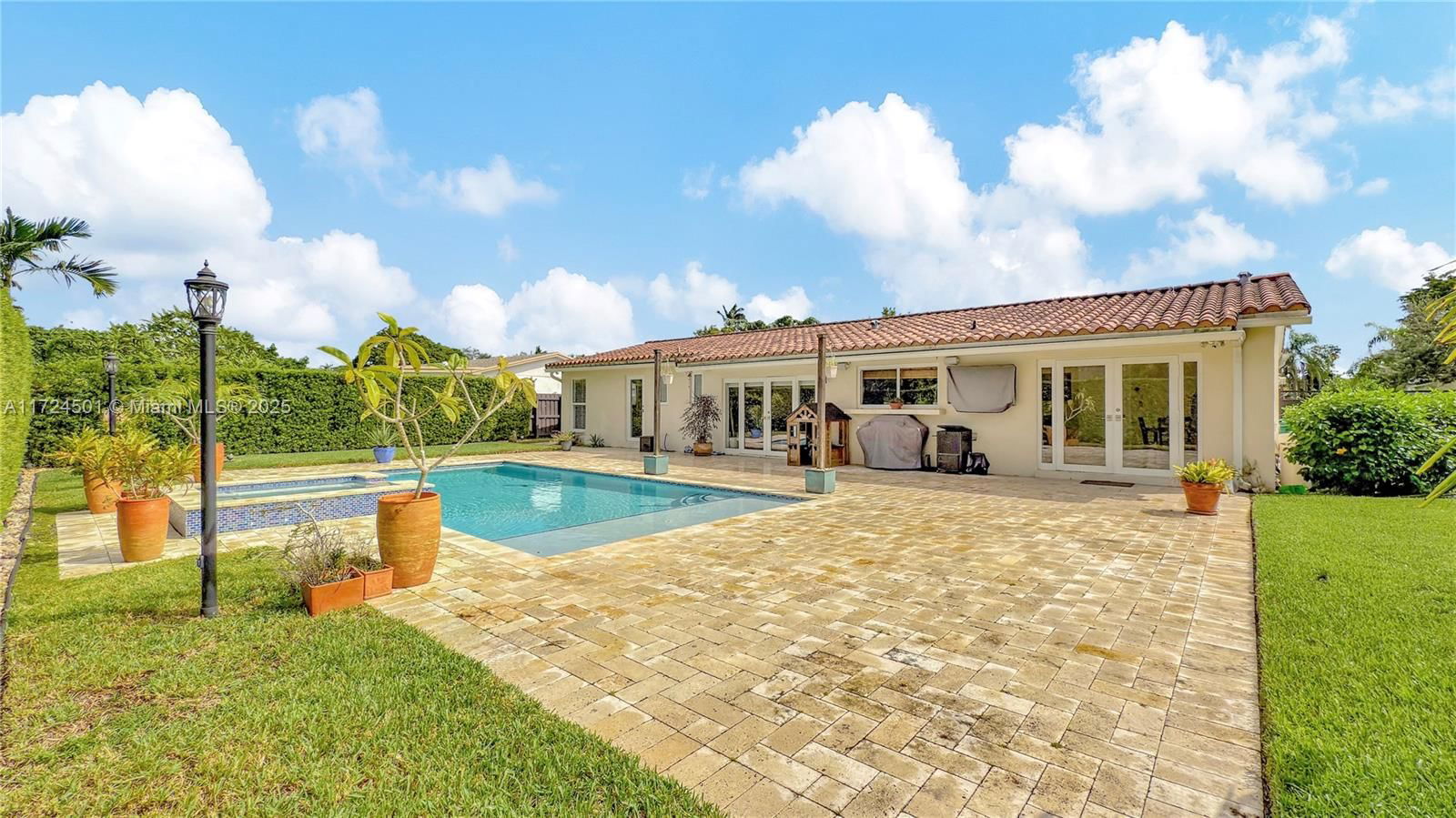 Real estate property located at 10535 96th Ter, Miami-dade, Kendale Sec 2, Miami, FL