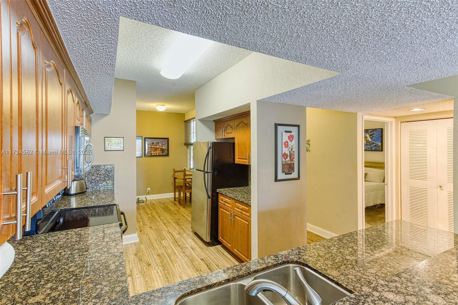 Real estate property located at 8330 24th St #8330, Broward, Coral Springs Estate Town, Coral Springs, FL