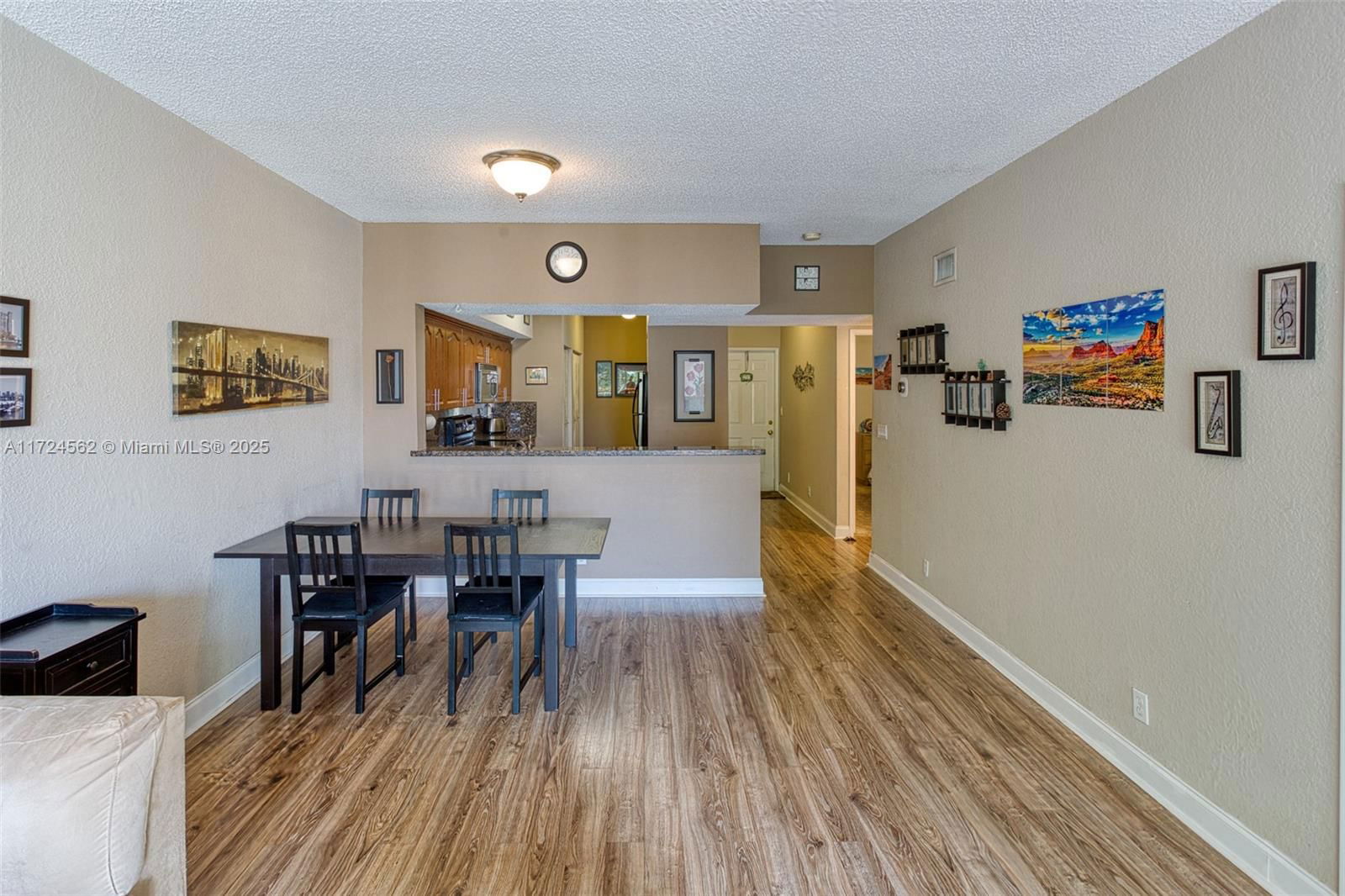 Real estate property located at 8330 24th St #8330, Broward, Coral Springs Estate Town, Coral Springs, FL