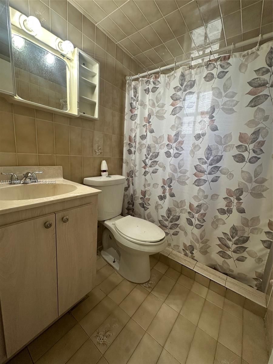 Real estate property located at 101 41st St, Miami-dade, Bradley Manor 1st Addn, Hialeah, FL