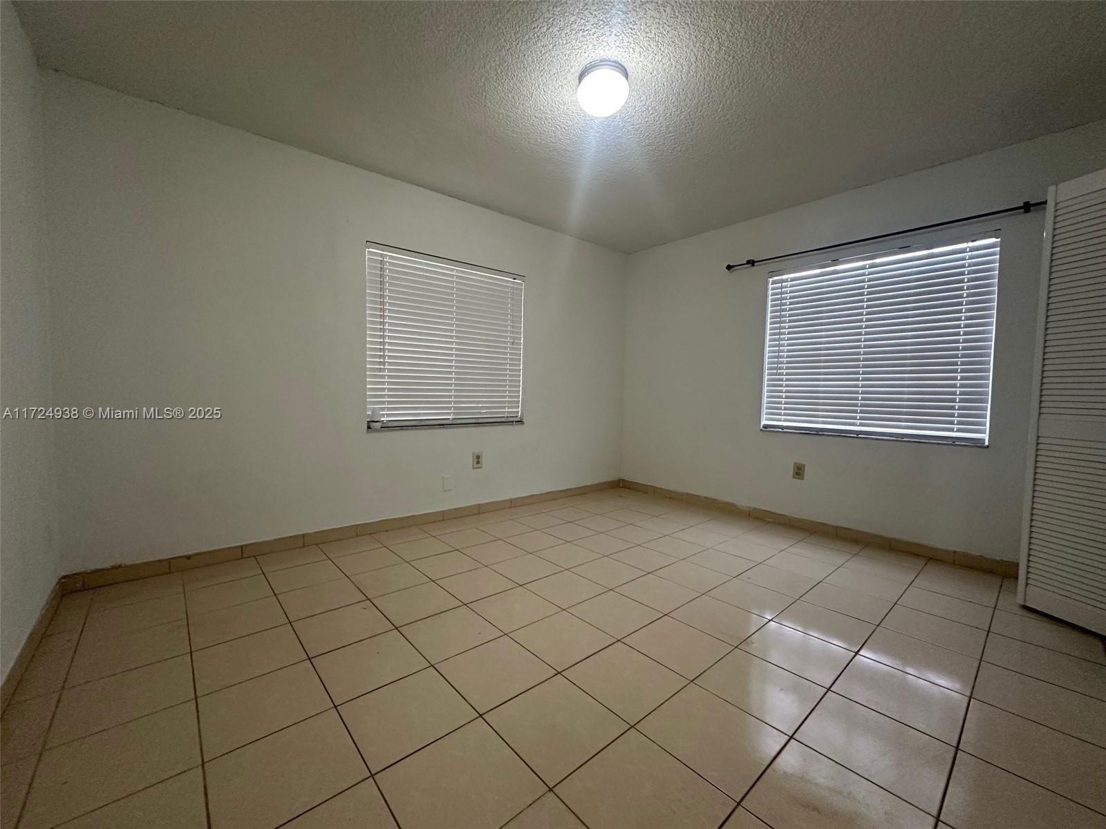 Real estate property located at 101 41st St, Miami-dade, Bradley Manor 1st Addn, Hialeah, FL
