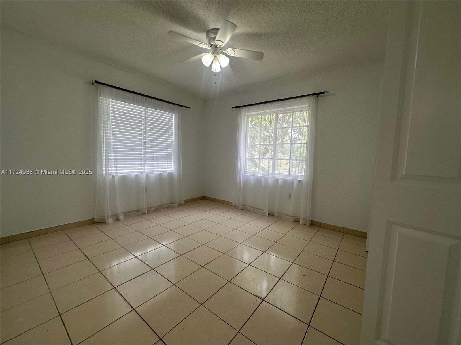Real estate property located at 101 41st St, Miami-dade, Bradley Manor 1st Addn, Hialeah, FL