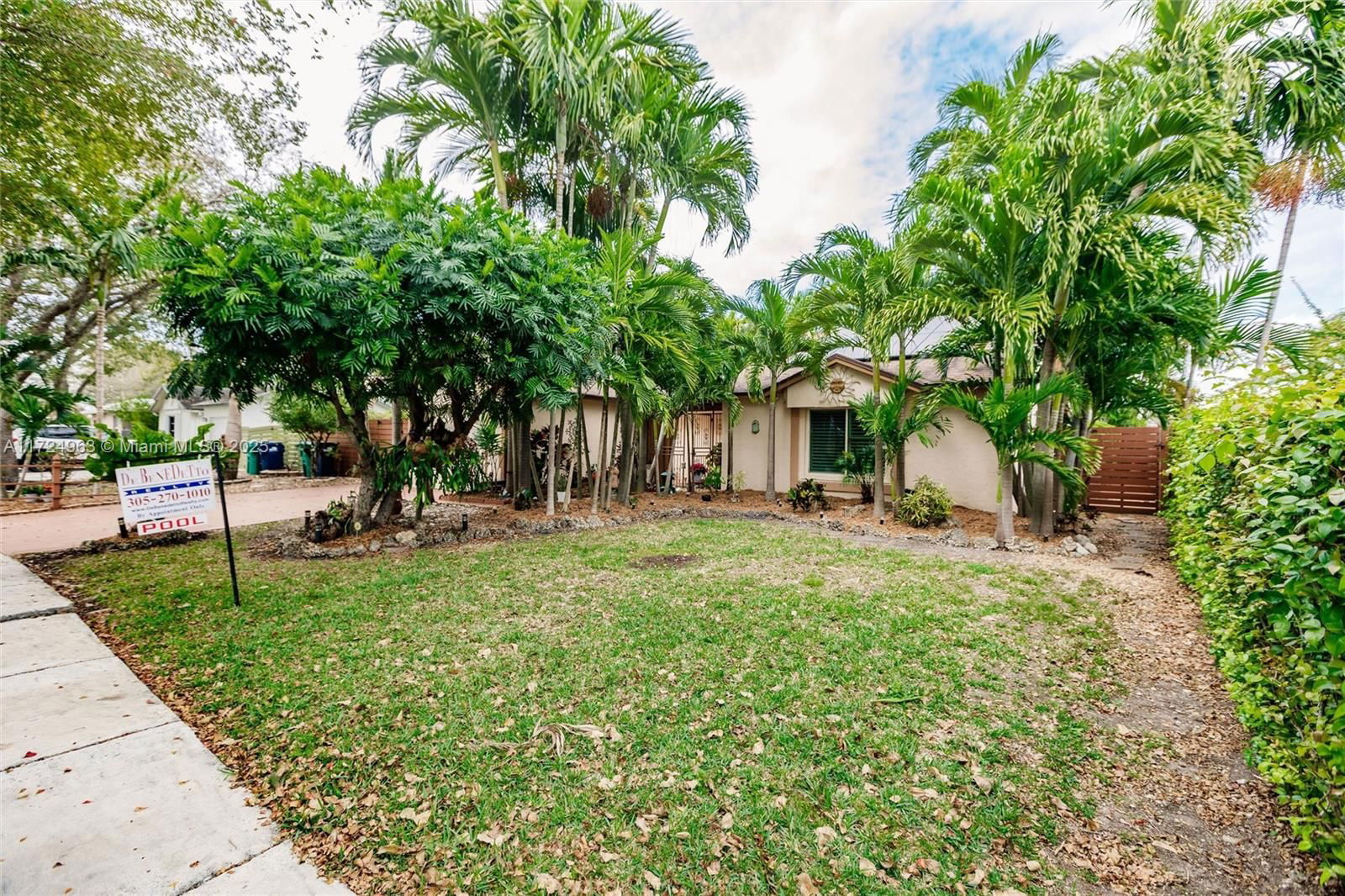 Real estate property located at 14231 155th St, Miami-dade, R J Katz Sub, Miami, FL