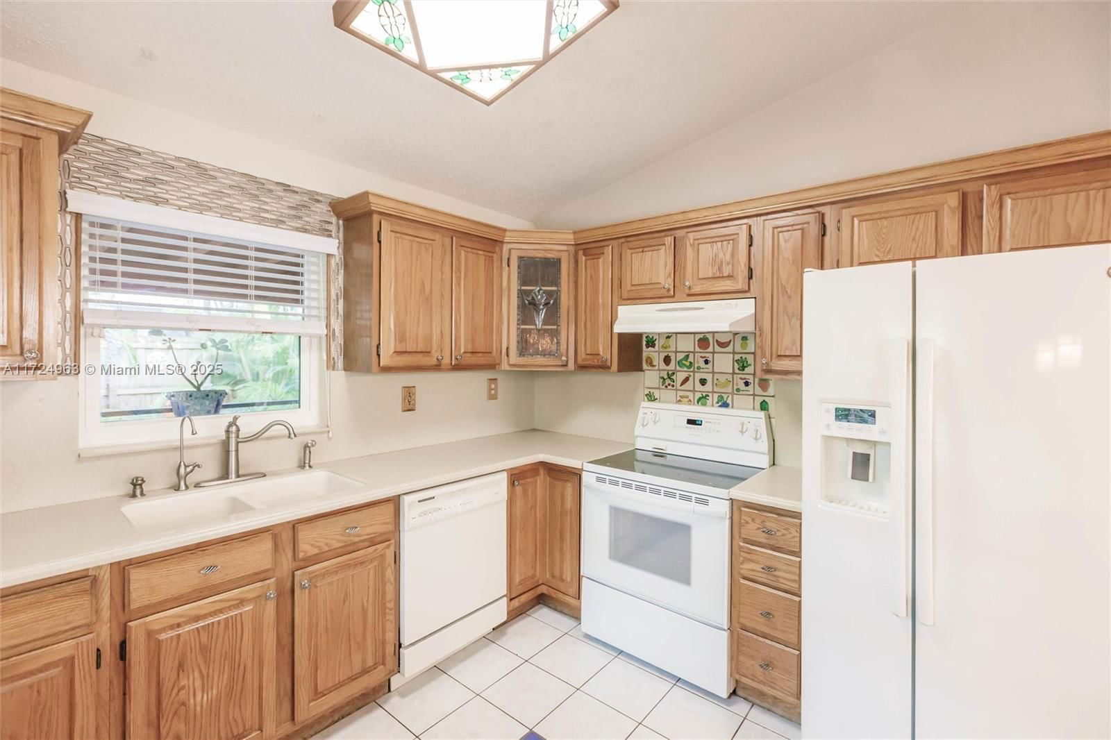 Real estate property located at 14231 155th St, Miami-dade, R J Katz Sub, Miami, FL
