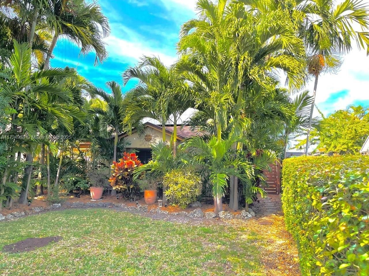 Real estate property located at 14231 155th St, Miami-dade, R J Katz Sub, Miami, FL