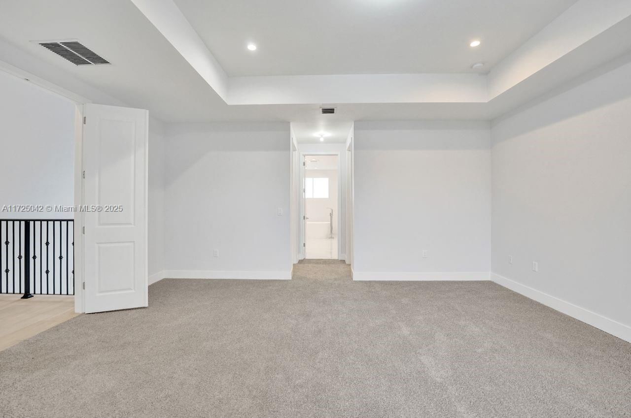 Real estate property located at 3527 Forest View Cir, Broward, Forest View Estates, Dania Beach, FL