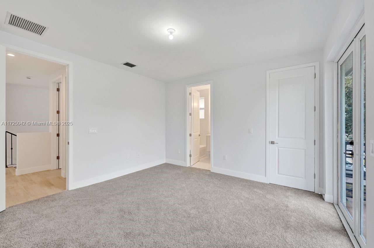 Real estate property located at 3527 Forest View Cir, Broward, Forest View Estates, Dania Beach, FL