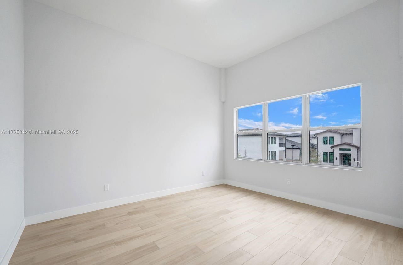 Real estate property located at 3527 Forest View Cir, Broward, Forest View Estates, Dania Beach, FL