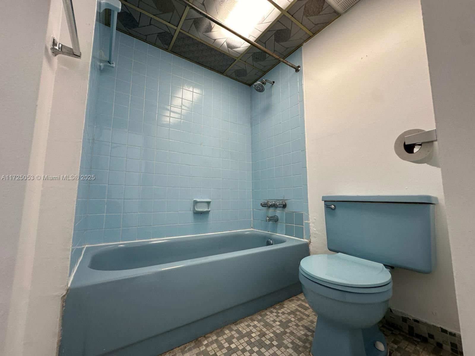 Real estate property located at 7801 4th Ct #509, Miami-dade, Riverview Village Condo, Miami, FL