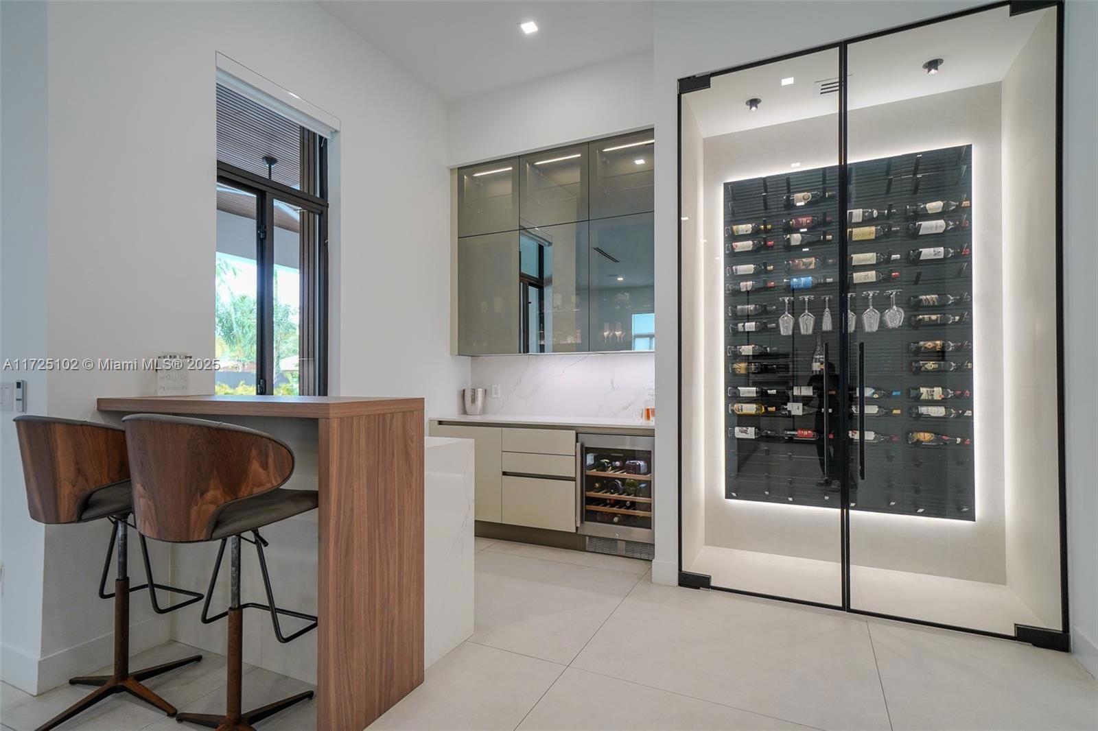 Real estate property located at 8235 184 Street, Miami-dade, Axelaja Estates, Palmetto Bay, FL