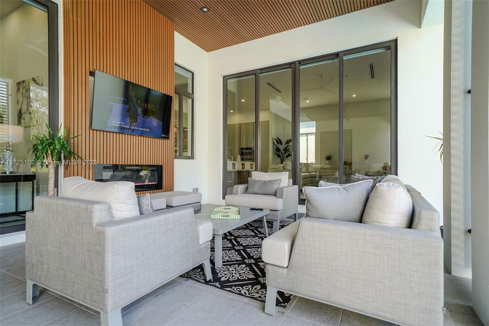 Real estate property located at 8235 184 Street, Miami-dade, Axelaja Estates, Palmetto Bay, FL