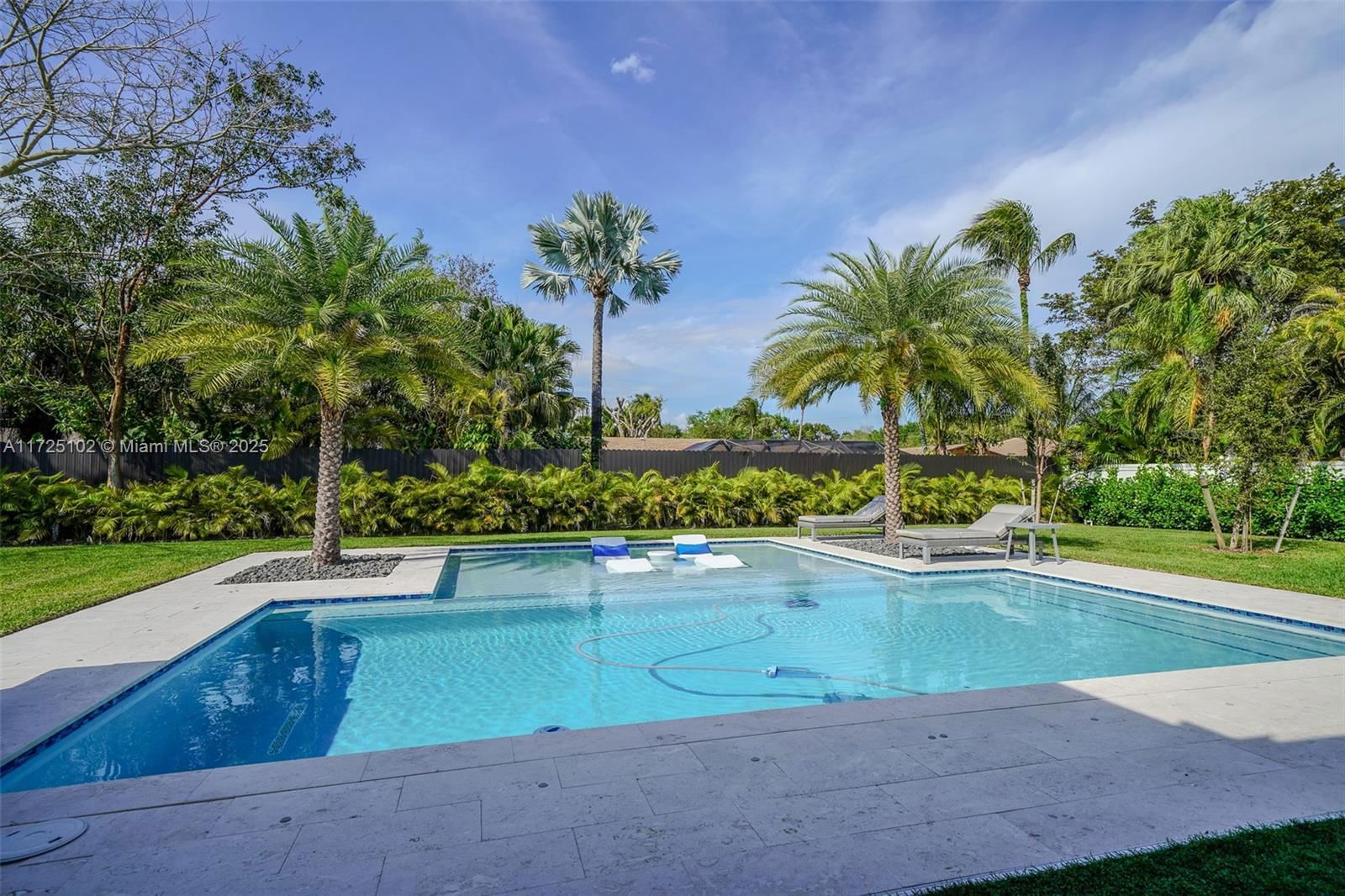 Real estate property located at 8235 184 Street, Miami-dade, Axelaja Estates, Palmetto Bay, FL