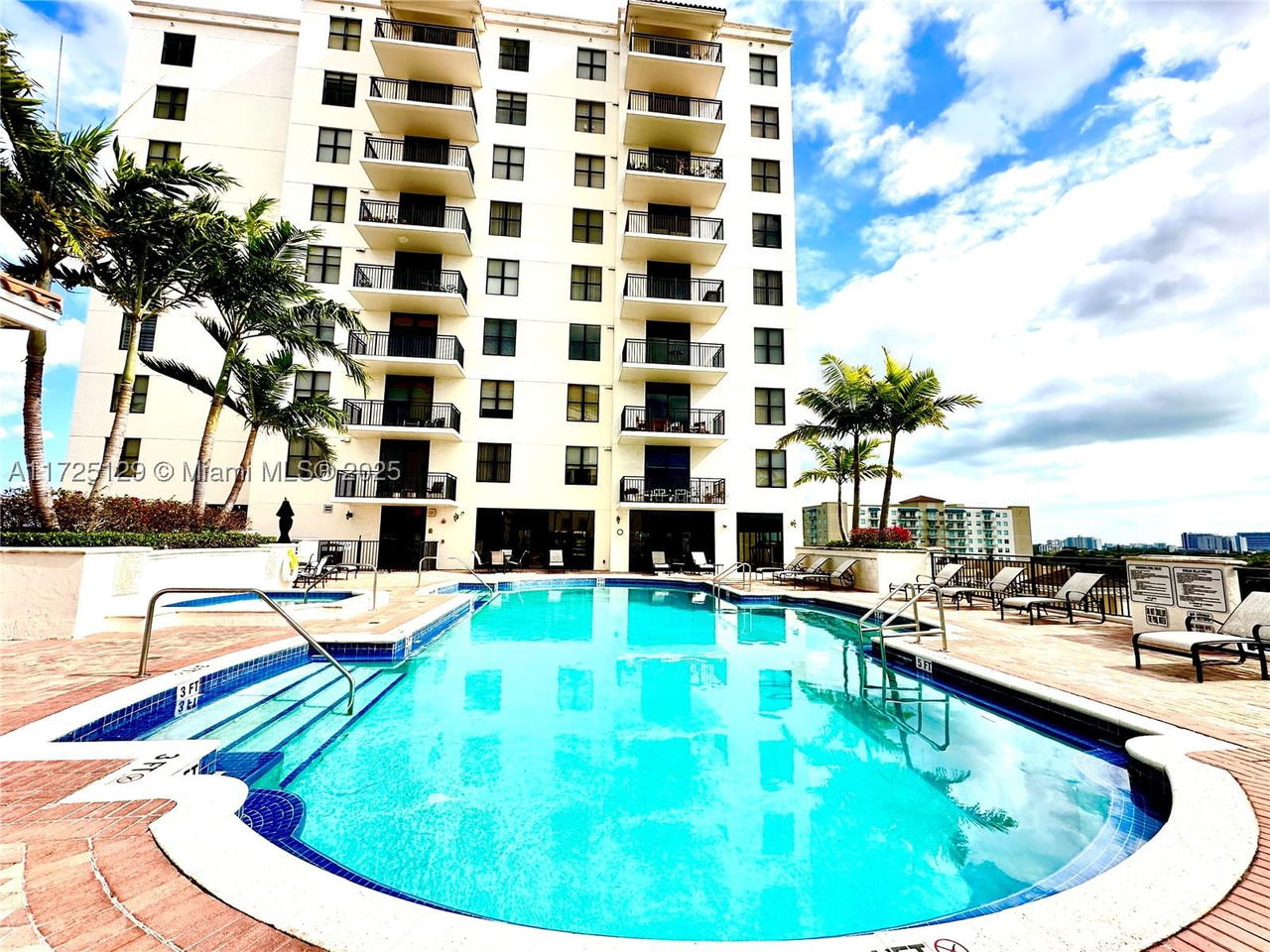 Real estate property located at 888 Douglas Rd #1210, Miami-dade, Puerta De Palmas Condo, Coral Gables, FL