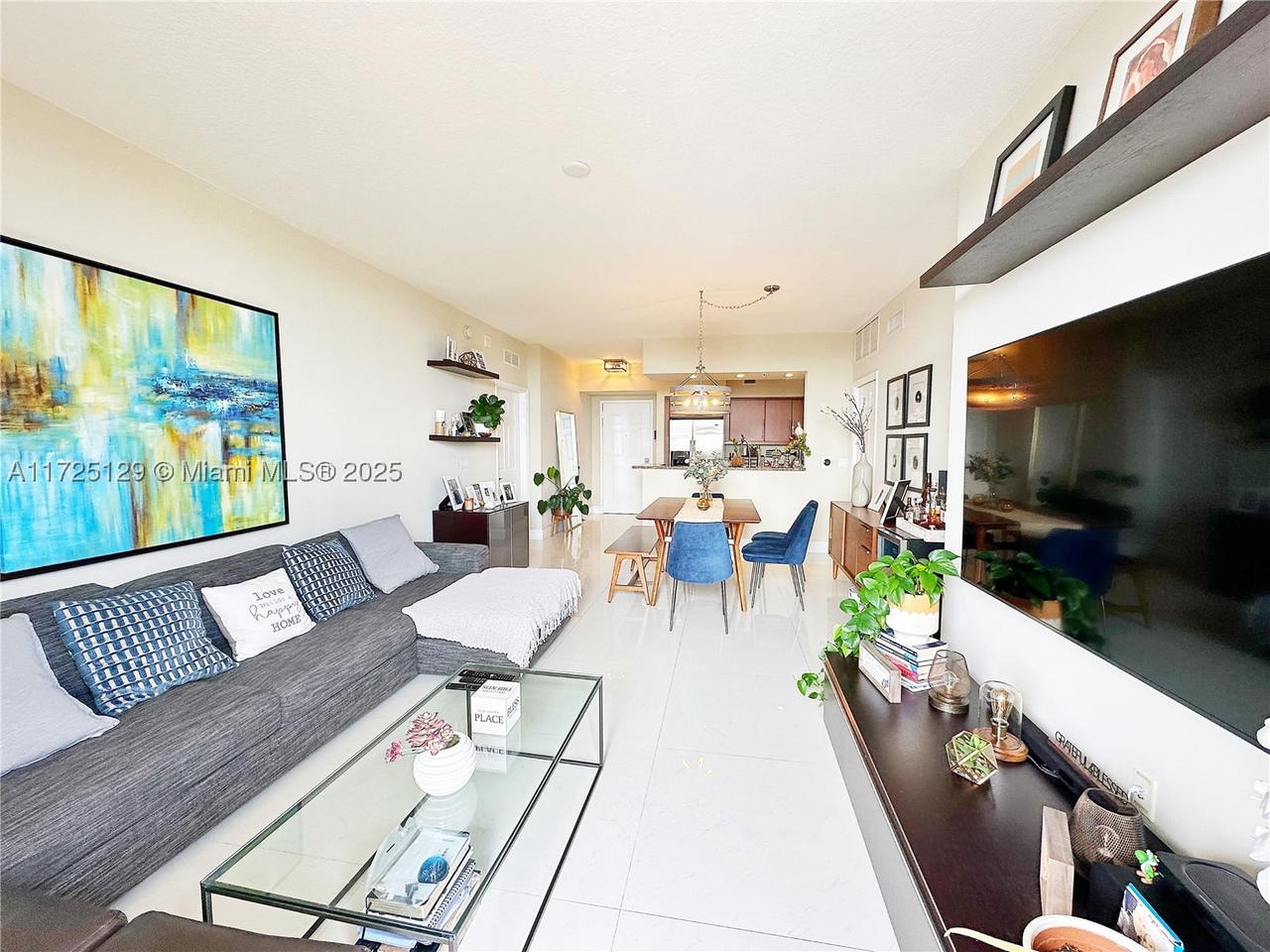 Real estate property located at 888 Douglas Rd #1210, Miami-dade, Puerta De Palmas Condo, Coral Gables, FL