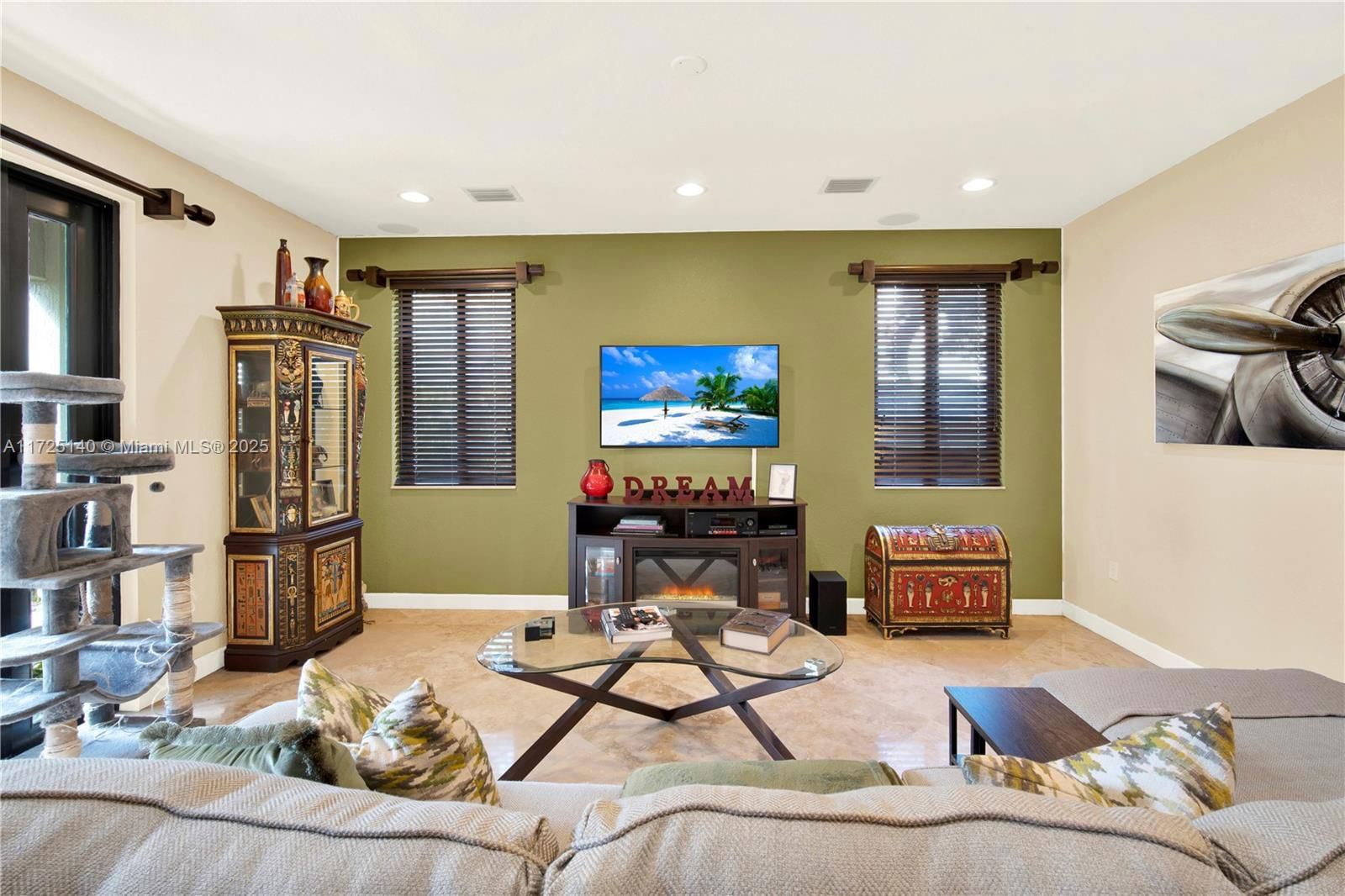 Real estate property located at 7582 191st St, Miami-dade, Cutler Cay, Cutler Bay, FL
