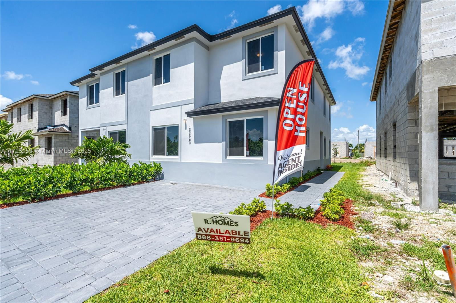 Real estate property located at 22440 124 CT B, Miami-dade, Chloes Estates, Miami, FL