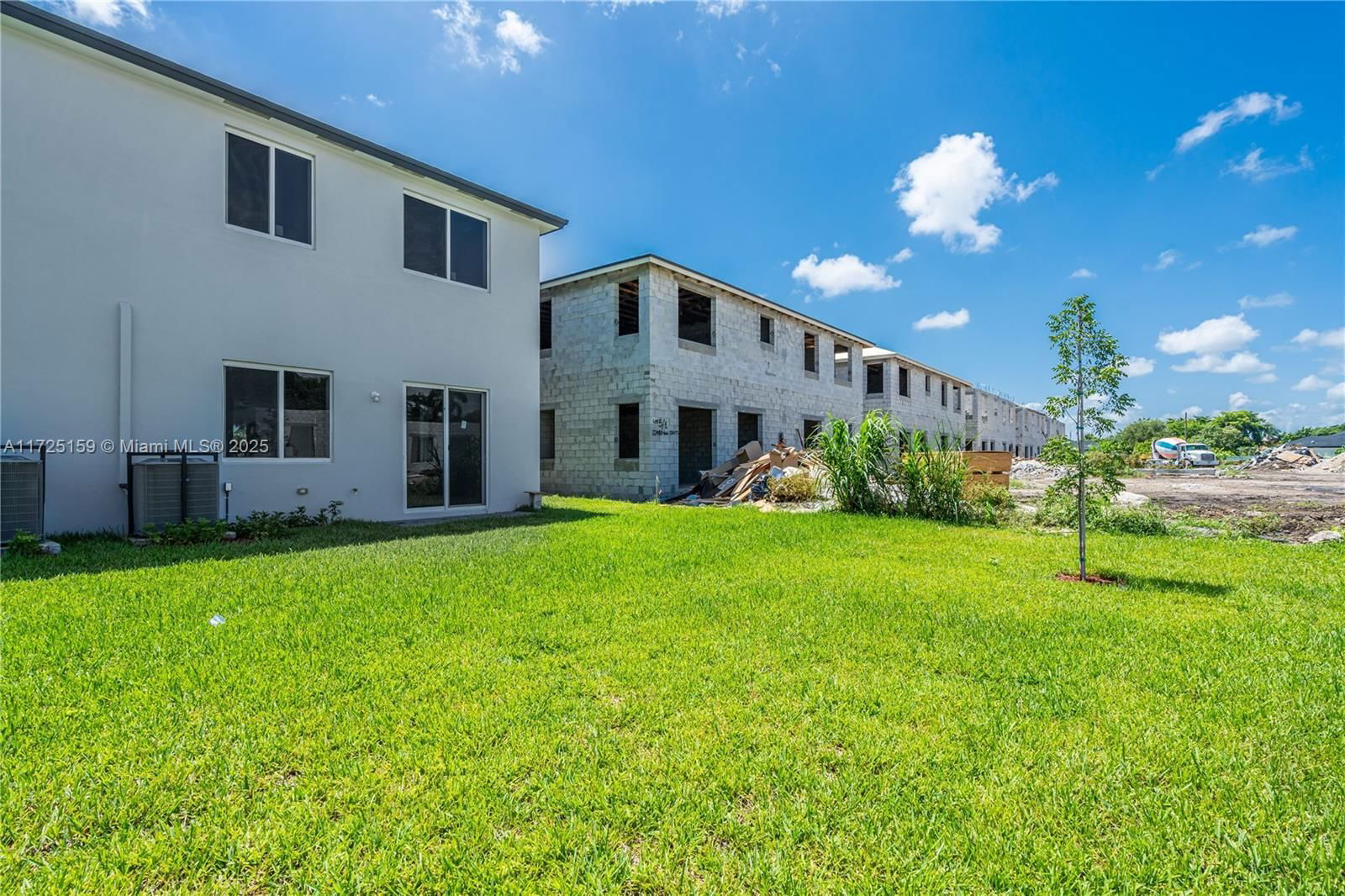 Real estate property located at 22440 124 CT B, Miami-dade, Chloes Estates, Miami, FL