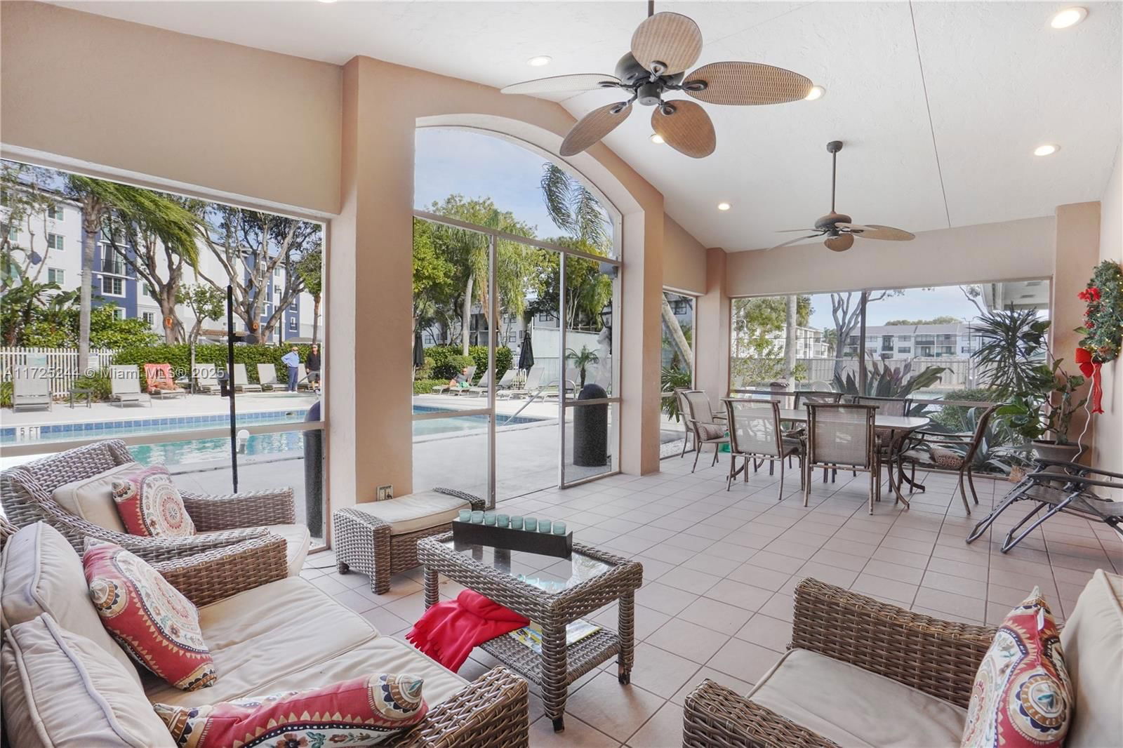 Real estate property located at 600 Executive Center Dr #111, Palm Beach, Lake Place Condo, West Palm Beach, FL