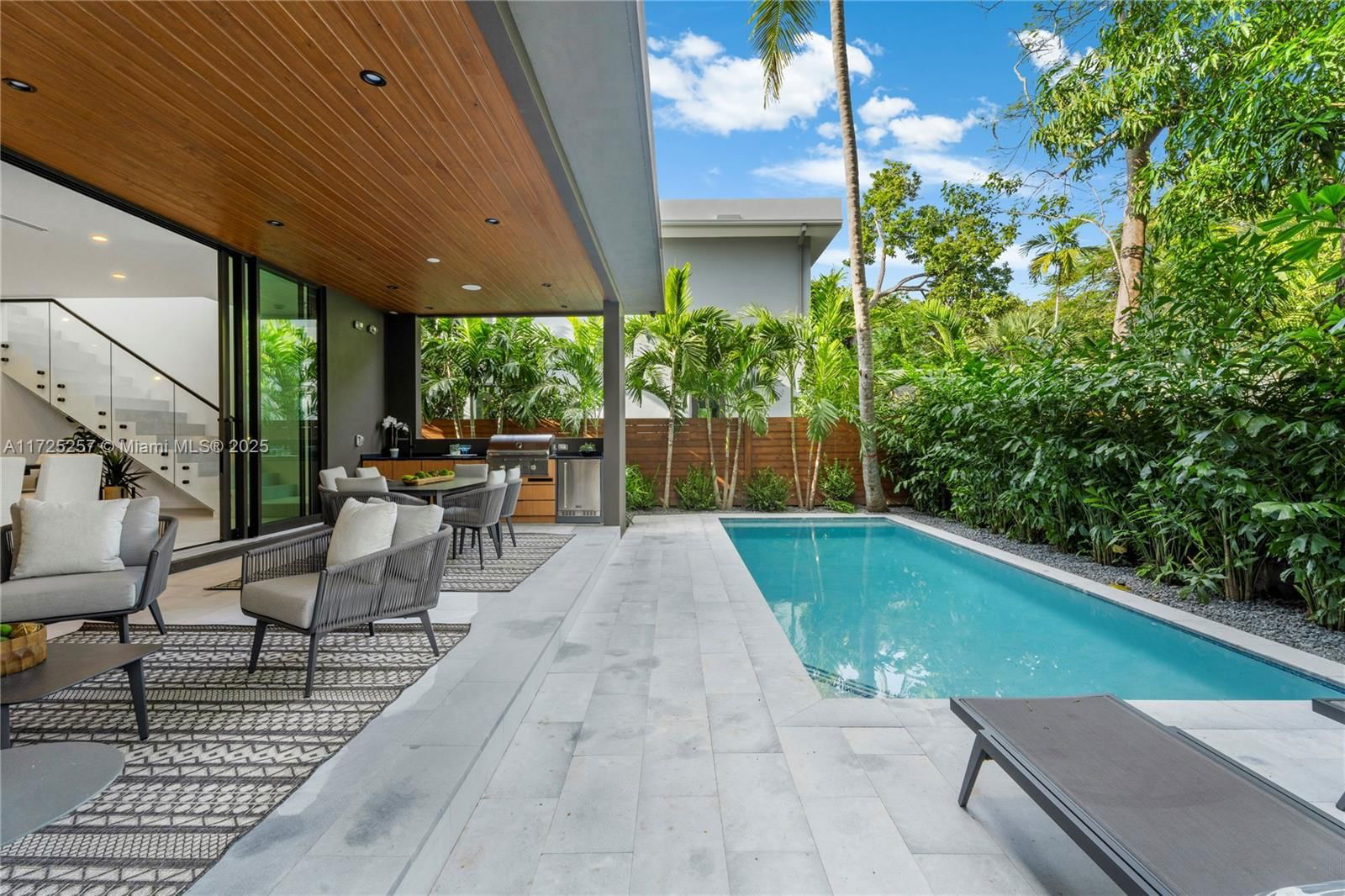 Real estate property located at 3025 Aviation Ave, Miami-dade, Babbitt & Bates, Miami, FL
