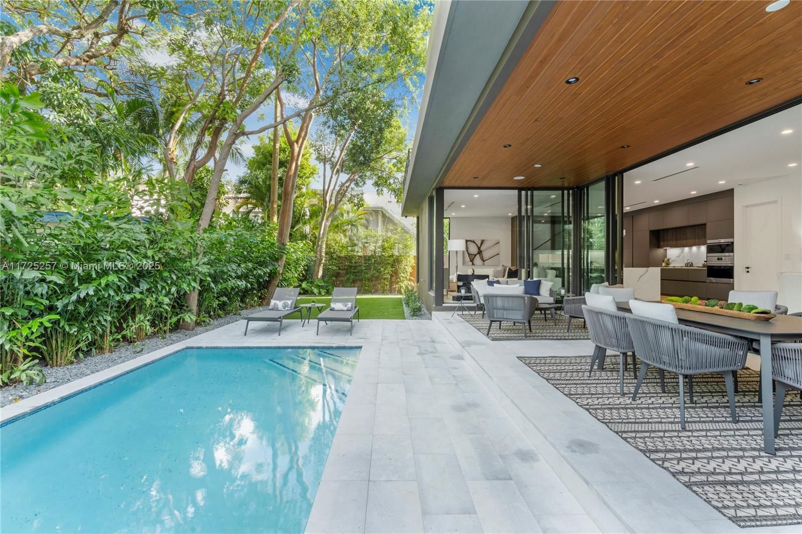 Real estate property located at 3025 Aviation Ave, Miami-dade, Babbitt & Bates, Miami, FL