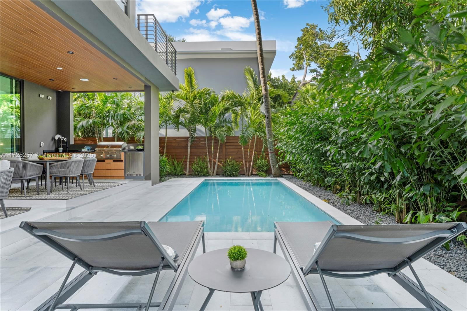 Real estate property located at 3025 Aviation Ave, Miami-dade, Babbitt & Bates, Miami, FL