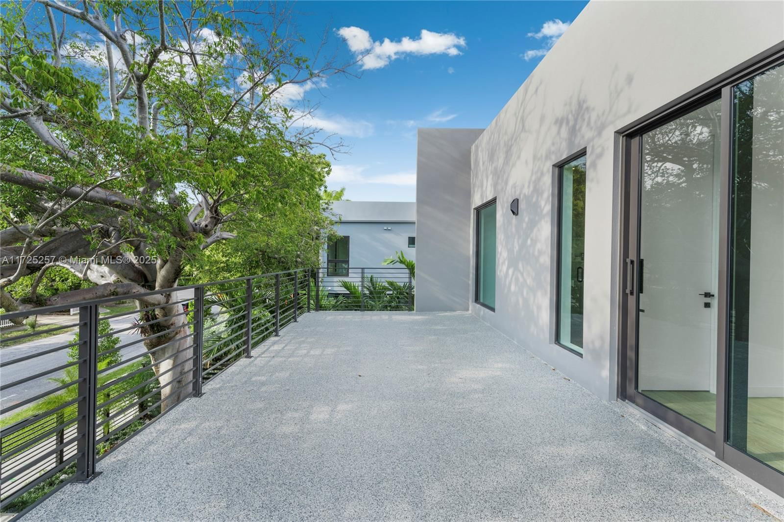 Real estate property located at 3025 Aviation Ave, Miami-dade, Babbitt & Bates, Miami, FL